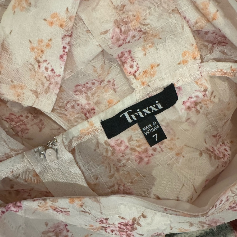TRIXXI FLORAL TIERED TIED RUFFLE MINI DRESS SIZE 7 - Picture 6 of 7